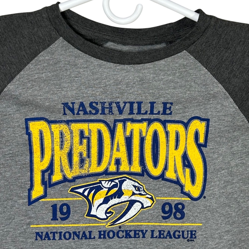 Nashville Predators NHL Hockey Long Sleeve T-Shirt Mens Medium Gray Raglan New